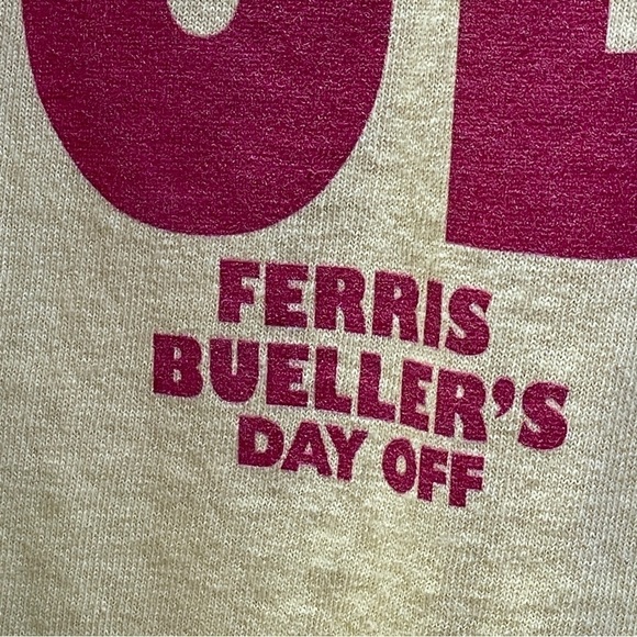 Ferris Bueller's Day Off Righteous Dude Adult 18/1 T-Shirt Banana - Picture 3 of 8